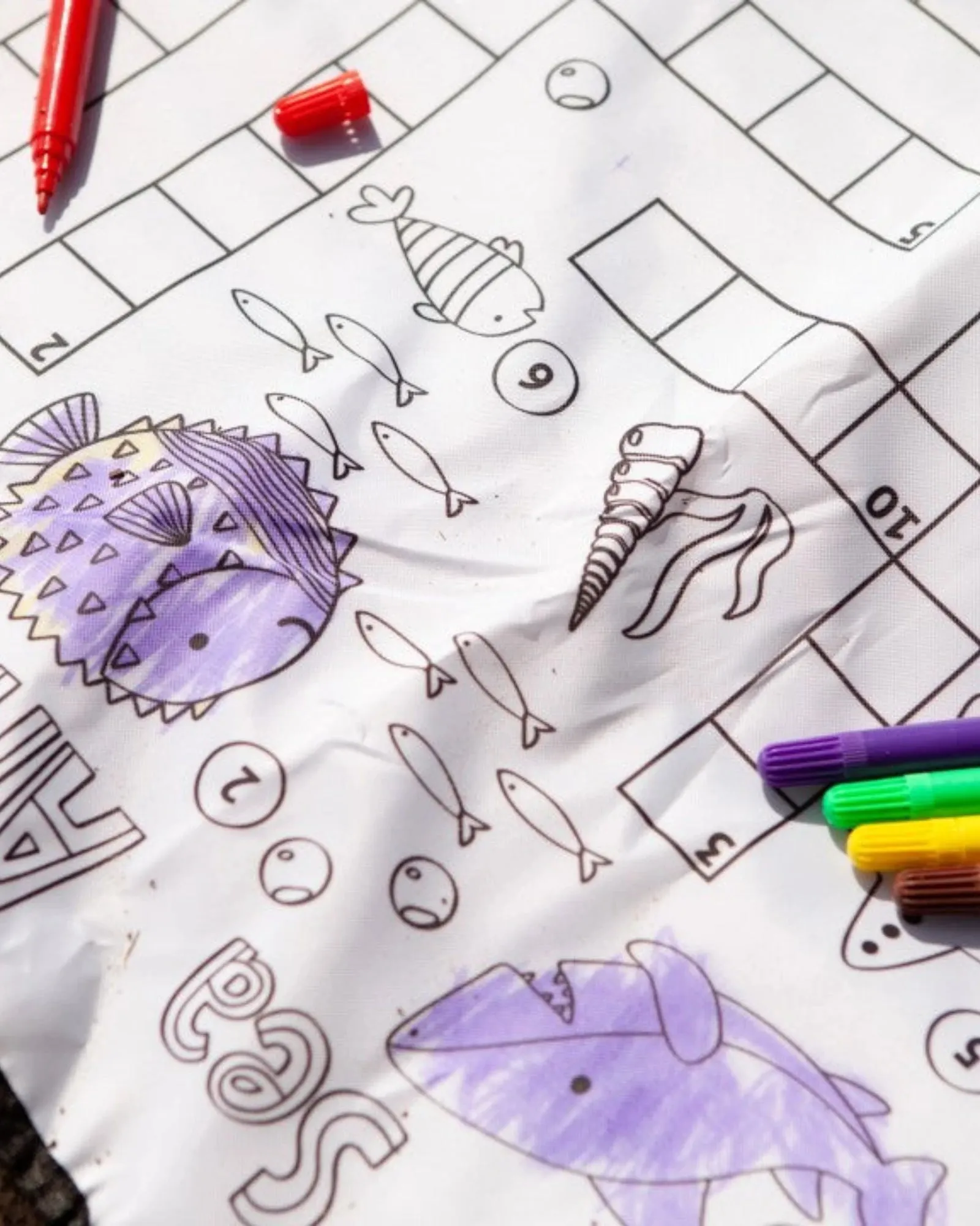 Icando Picnic Blanket Colouring Fun